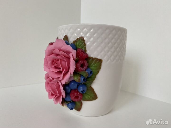 Кружка с декором из полимерной глины