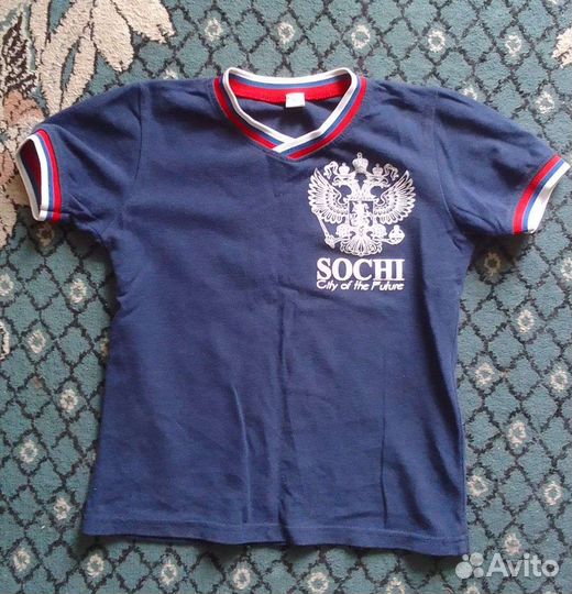 Продам детские вещи