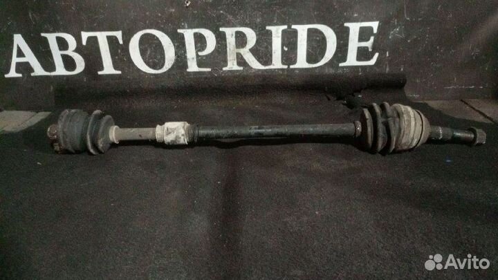 Передний правый привод Nissan Sunny