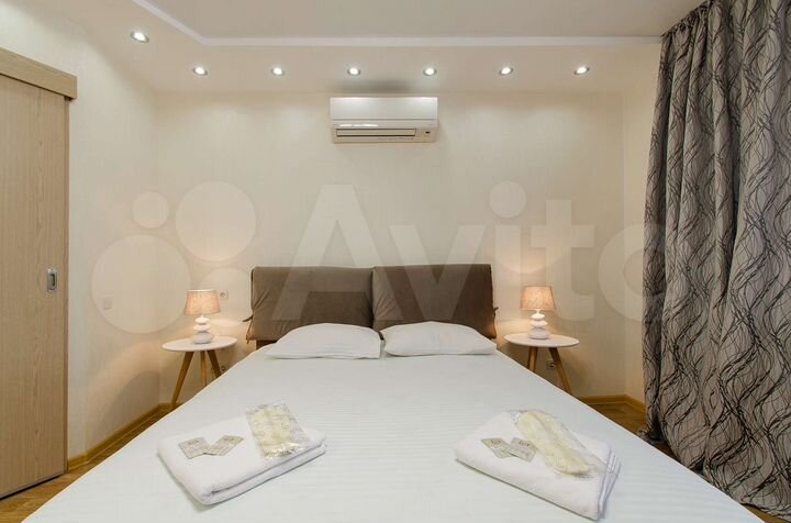 2-к. квартира, 65 м², 4/9 эт.