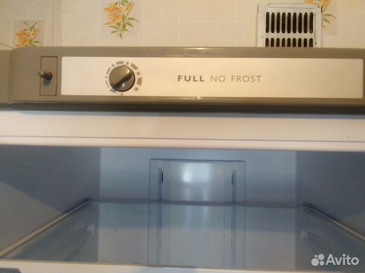 Холодильник Бирюса (207см)