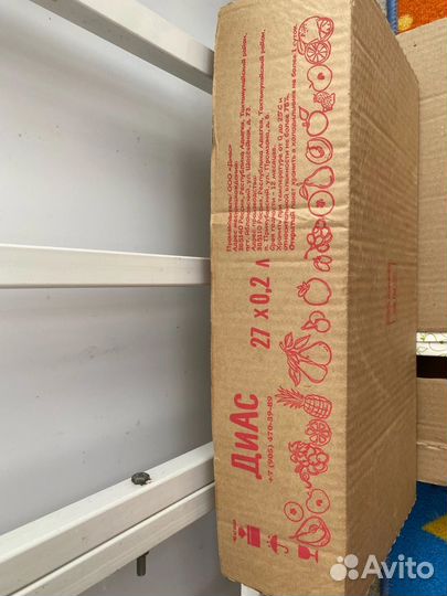 Вафли, печенье, сок