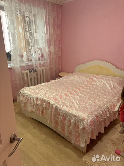 Кровать двухспальная с матрасом бу