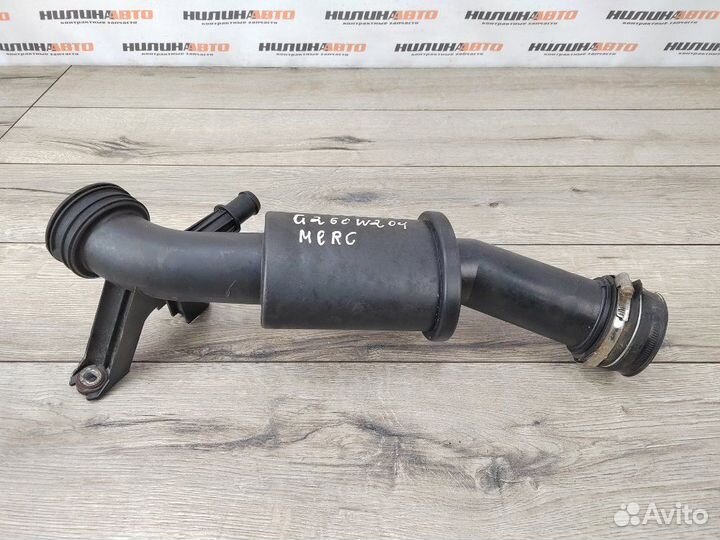 Патрубок интеркулера Mercedes W204 универсал 1.8
