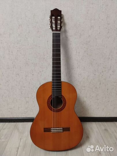 Классическая гитара yamaha c40