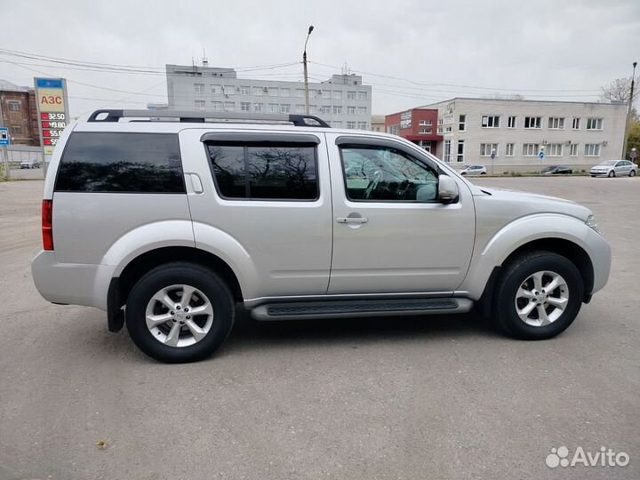 Nissan Pathfinder 2.5 AT, 2013, 170 000 км