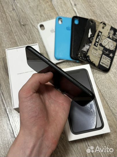 iPhone Xr, 64 ГБ