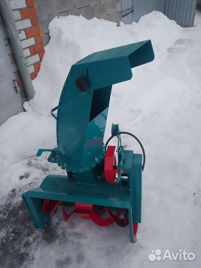 Продам снегоуборщик