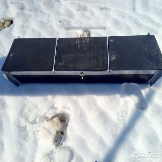 Центральный рундук в лодку Волжанка 42