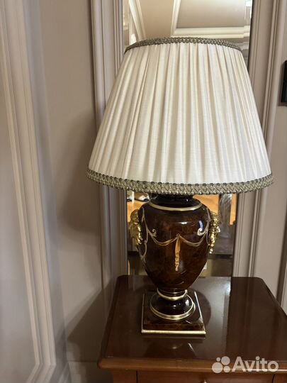 Лампа настольная