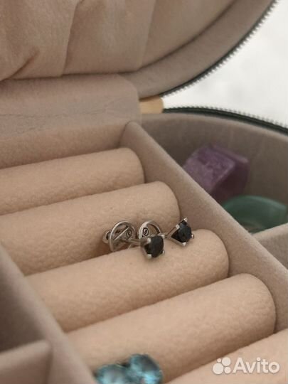 Золотые серьги с бриллиантами