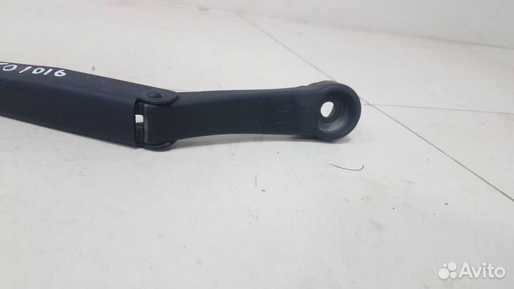 Поводок стеклоочистителя передний левый SsangYong