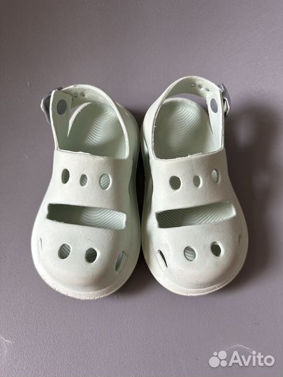 Сандалии на мальчика 27 размер