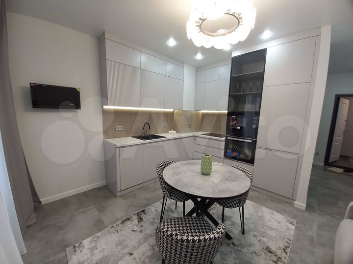 2-к. квартира, 45 м², 7/17 эт.