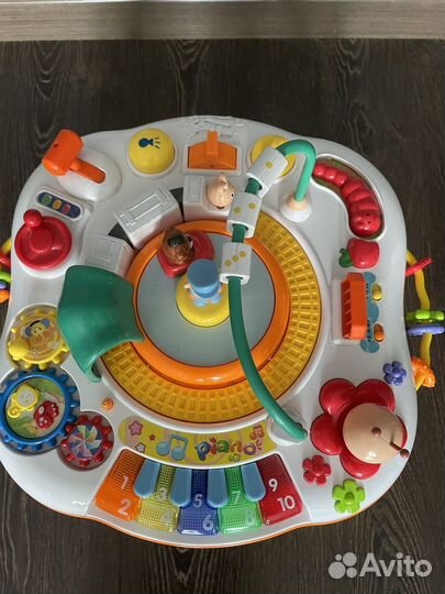 Развивающий музыкальный столик