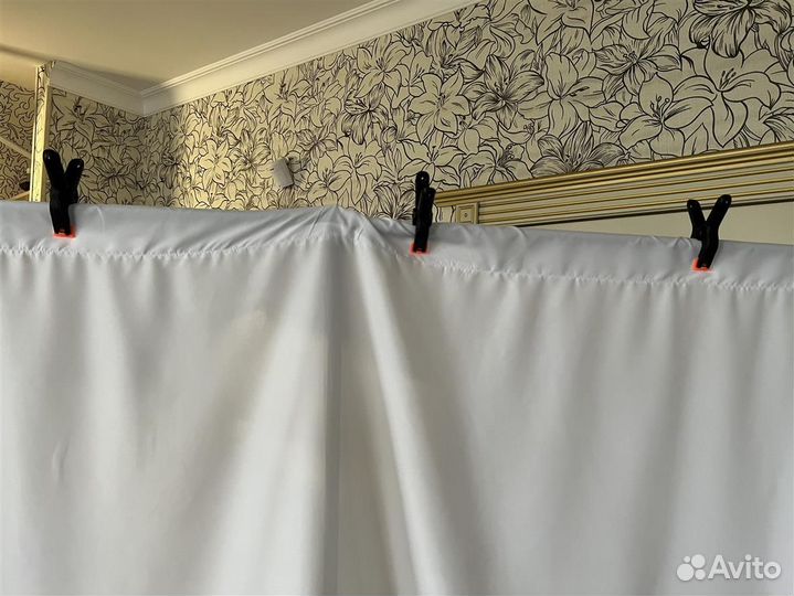 Комплект: система для фона, сам фон и 3 прищепки