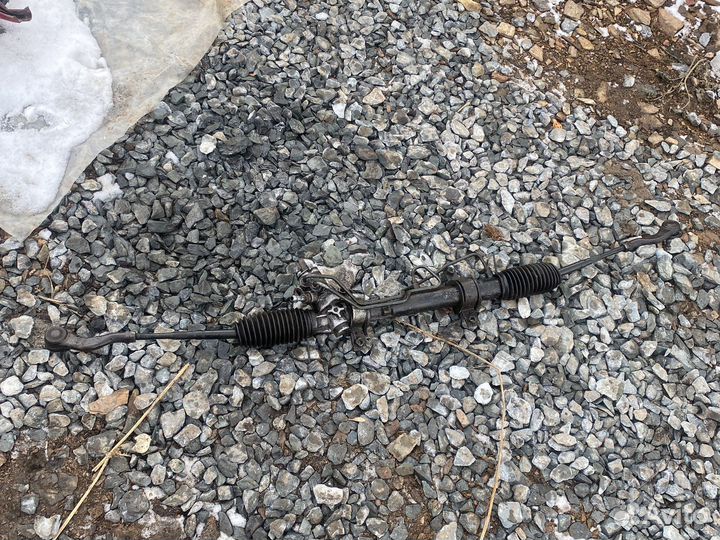 Рулевая рейка daihatsu yrv 1.3 АКПП