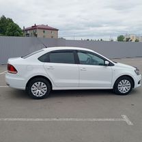 Volkswagen Polo 1.6 AT, 2014, 125 000 км, с пробегом, цена 970 000 руб.