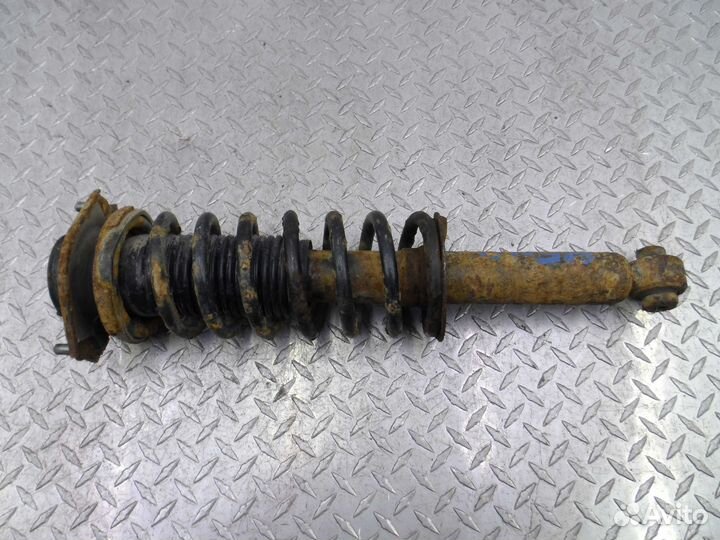 Амортизатор задний L Subaru Outback 4 BR