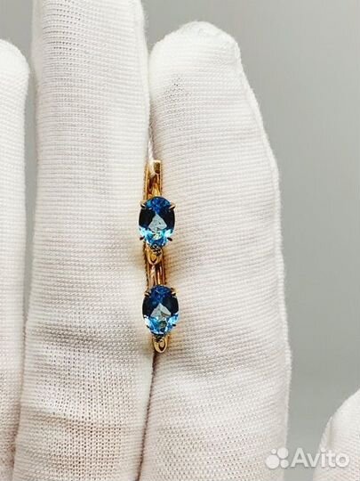 Серьги с синтетическим камнем Золото