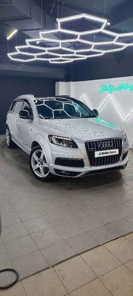 Audi Q7: фото владельца