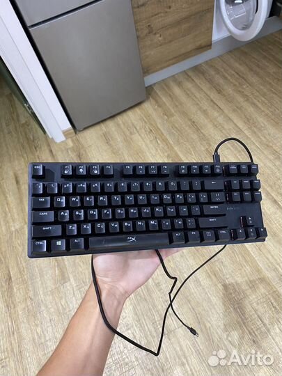 Игровая клавиатура hyperx alloy origins core
