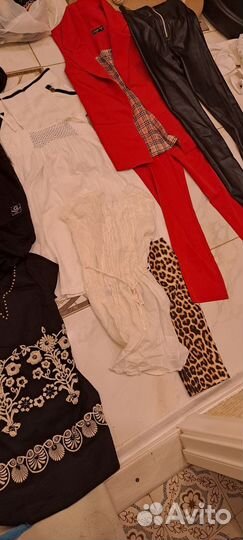 Продам огромный пакет вещей