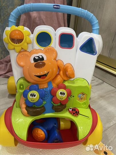 Развивающая каталка-ходунки Chicco