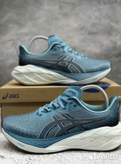 Кроссовки беговые Asics Novablast 4