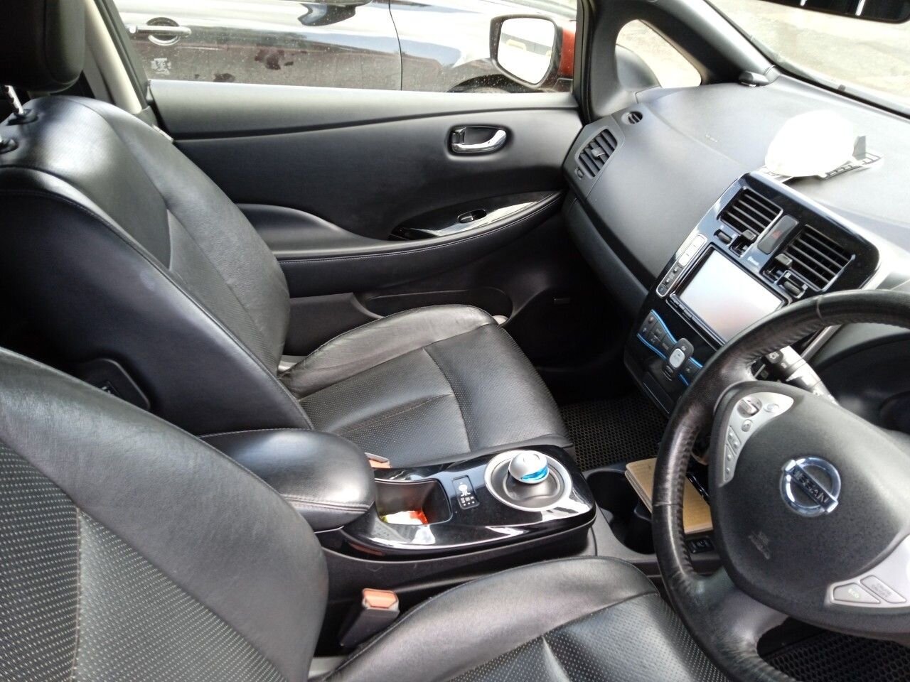 Nissan Leaf: фото владельца