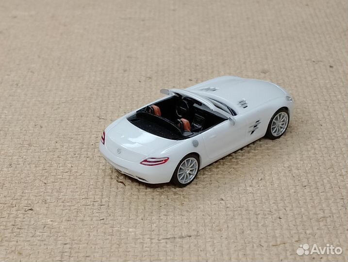 Mercedes Benz SLS (R197) 2010-2014. Roadster