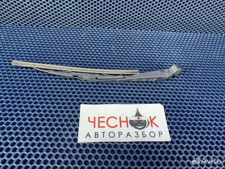 Поводок заднего стеклоочистителя Dodge Caliber