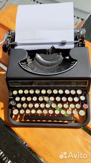 Печатная машинка Olivetti studio 42