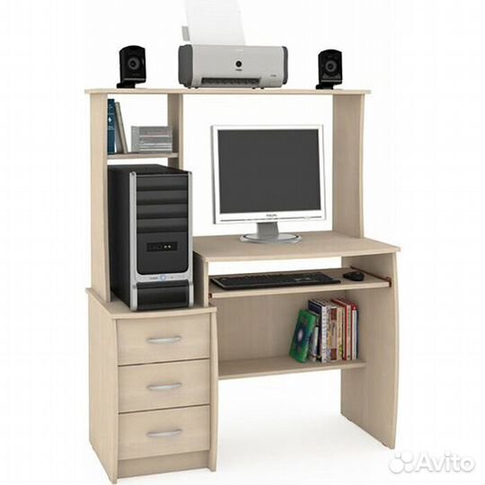 Стол компьютерный