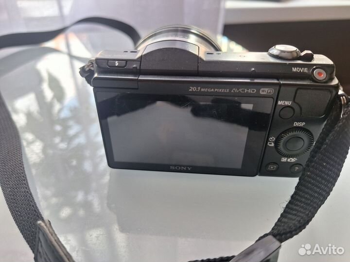 Беззеркальный фотоаппарат Sony Alpha A5000