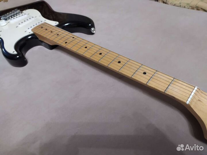 Гитара Fernandes стратокастер