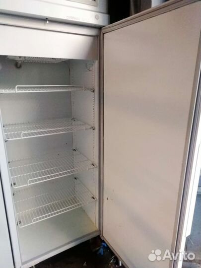 Холодильный шкаф polair