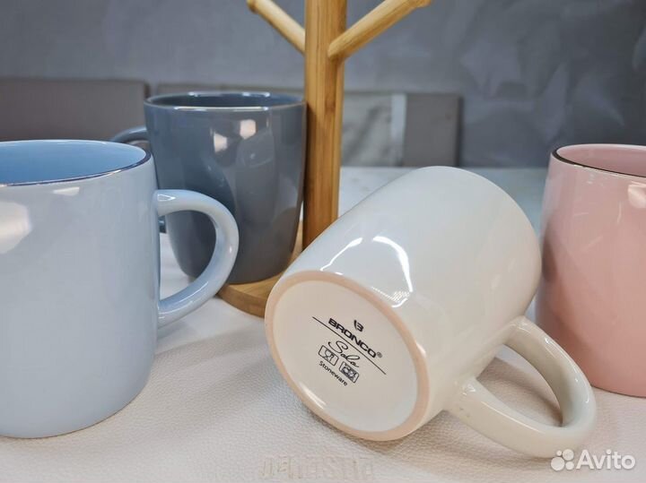 Набор из 4-х кружек Solo на деревянной подставке