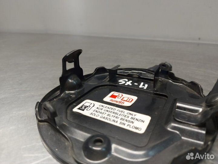 Лючок бензобака Suzuki Sx4 GYA M16A 2013