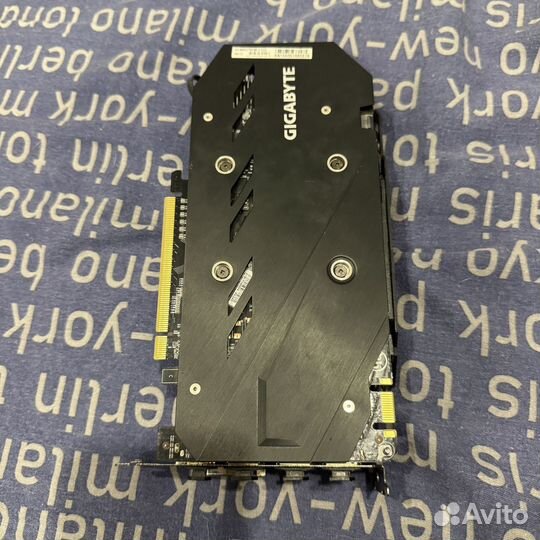 Видеокарта GTX 950 2GB