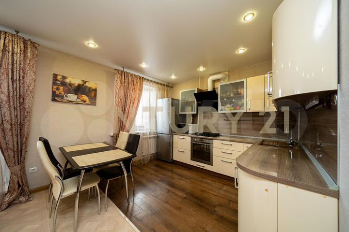 3-к. квартира, 70 м², 6/9 эт.