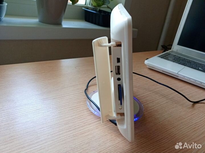 Цифровая фоторамка 8