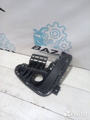 Накладка противотуманной фары левой Kia Rio 4