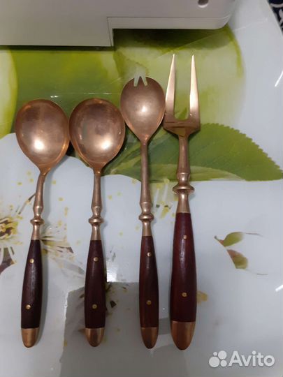 Набор столовых приборов