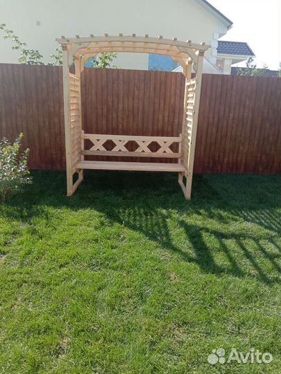 Скамья пергола