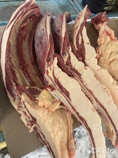 Мясо (конина, говядина). Конская колбаса