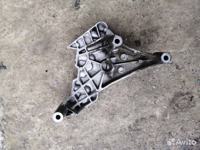 Кронштейн Двигателя Пассат Б6 1.9 03G199207F