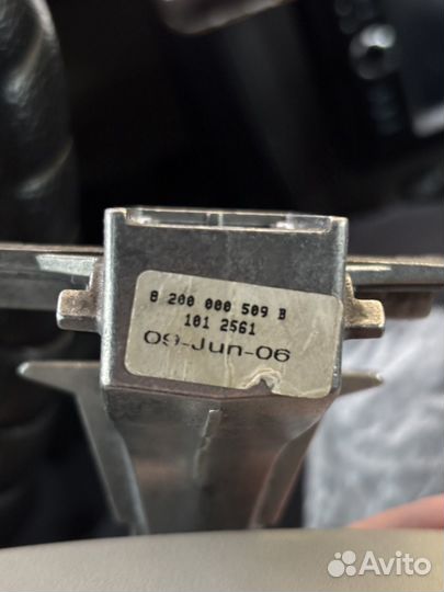 Зеркало заднего вида салонное renault