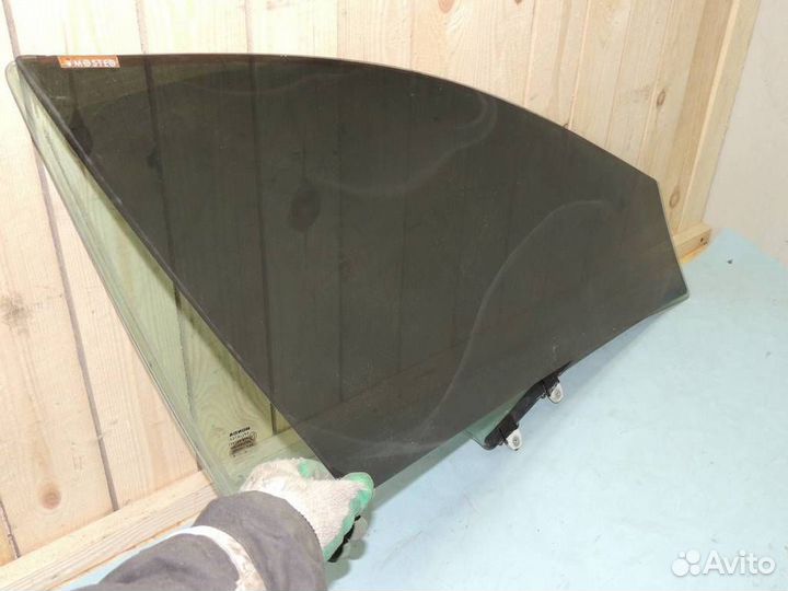 Стекло переднее левое Honda Civic 5D