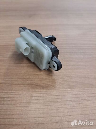 Исполнительный механизм 510810773A